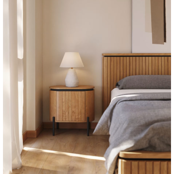 Licia Holznachttisch THE SHAPE