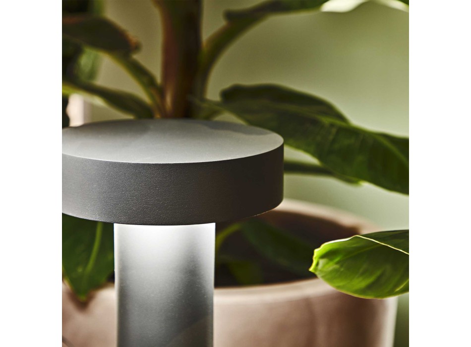 TESLA IDEAL LUX Scheinwerfer