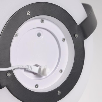 Tischlampe Dinesh mit schwarzem Stahlgriff