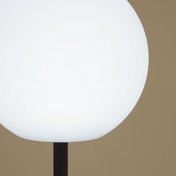 Dinesh Außenstehleuchte aus schwarzem Stahl