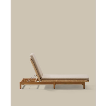 Galea Sonnenliege aus massivem Teakholz und 100 % FSC-zertifiziertem synthetischem Rattan