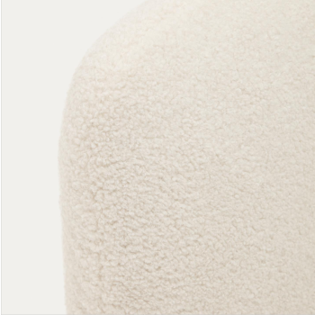 Martina Bett mit abnehmbarem Bezug aus ecrufarbenem Lammfell 