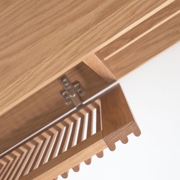 Beyla 2-türiger TV-Schrank aus Massivholz und Eichenfurnier 180 x 49,5 cm FSC100%