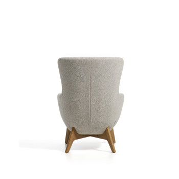 Adiran-Sessel aus dickem, beigefarbenem Chenille mit Beinen aus massiver Eiche in Naturfinish