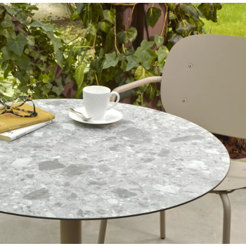 SI-SI' Sessel mit verzinktem Rahmen von SCAB