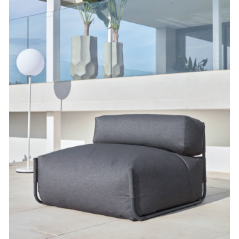 100 % quadratischer Sofa-Pouf mit modularer Rückenlehne für den Außenbereich