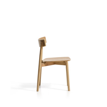 Evera-Stuhl aus Eichenfurnier mit Finish