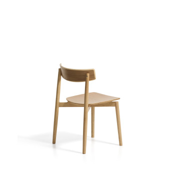 Evera-Stuhl aus Eichenfurnier mit Finish
