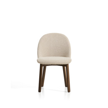 Meila-Stuhl aus beigefarbenem Chenille und Beinen aus massiver Eiche mit Walnuss-Finish