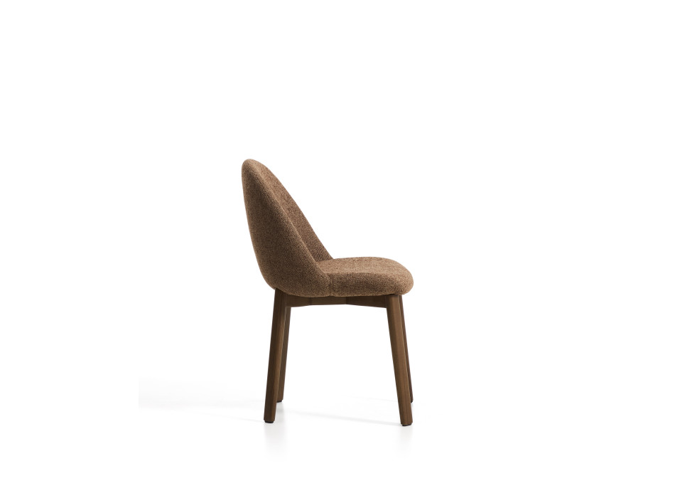 Meila-Stuhl aus terrakottafarbenem Chenille und Beinen aus massiver Eiche mit Walnuss-Finish