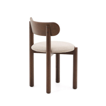 Nebai Stuhl aus braunem Chenille mit Gestell aus massiver Eiche und FSC MIX-Walnuss-Finish