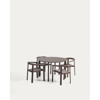 Das Erice-Set besteht aus 4 stapelbaren Stühlen aus Aluminium und Seil sowie einem Tisch aus Aluminium und gehärtetem Glas.