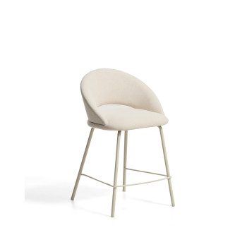 Bonali Hocker aus beigefarbenem Chenille mit beigefarbenen Metallbeinen, FSC Mix-zertifiziert, 65 cm