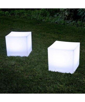 CUBE LOUNGE HOCKER MIT LICHT